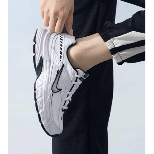 LY813 NIKE 女款 INITIATOR 白黑配色休閒復古球鞋 
