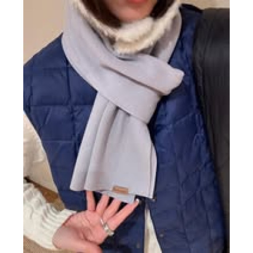 LY946 日本 mont-bell 牛奶絨圍巾